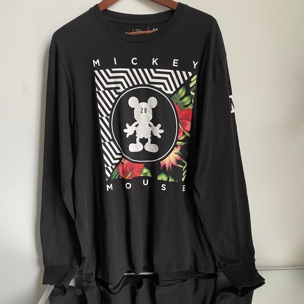 Neff Disney Mickey Long Sleeve Tee Black M NWOT